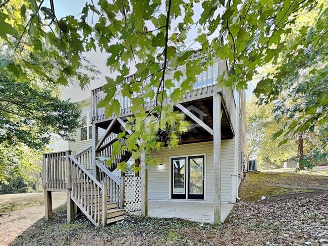 Building Photo - 1105 Willowedge Ct