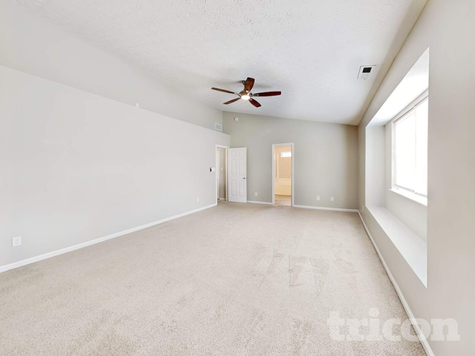 Building Photo - 6633 Dunsdin Dr