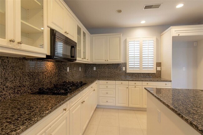 Building Photo - 1318 Swan Loop S