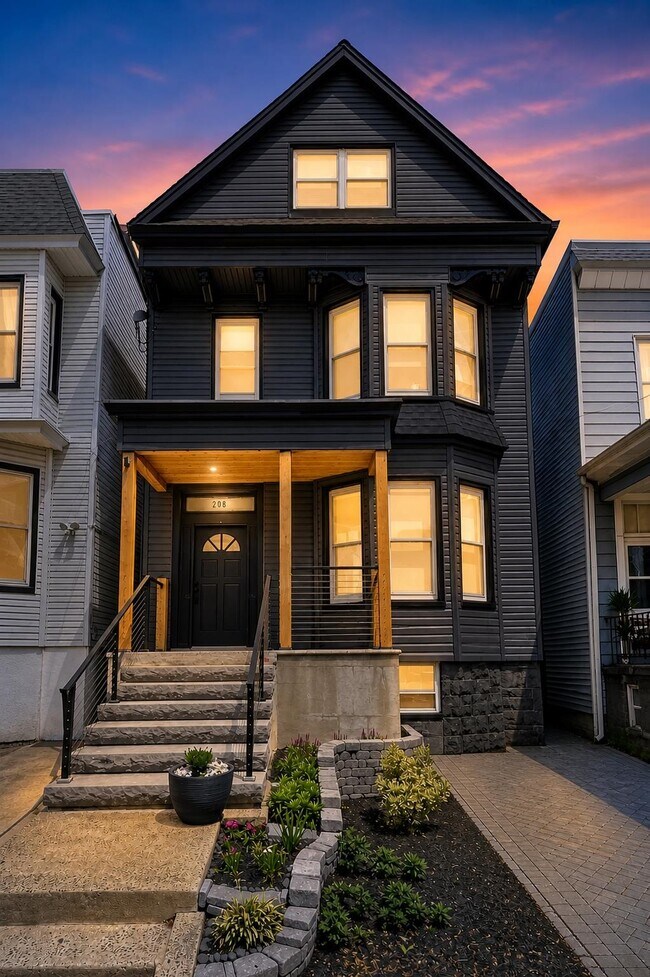 Building Photo - 208 Shippen St