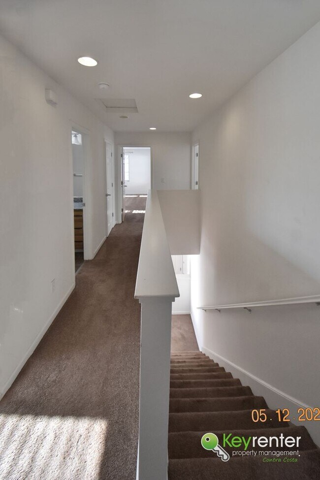 Building Photo - North-East Facing Home in Prime San Ramon Location!