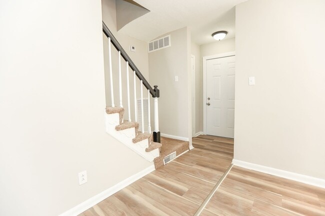 Building Photo - Spacious Home Near Bow Creek & Lynnhaven Mall