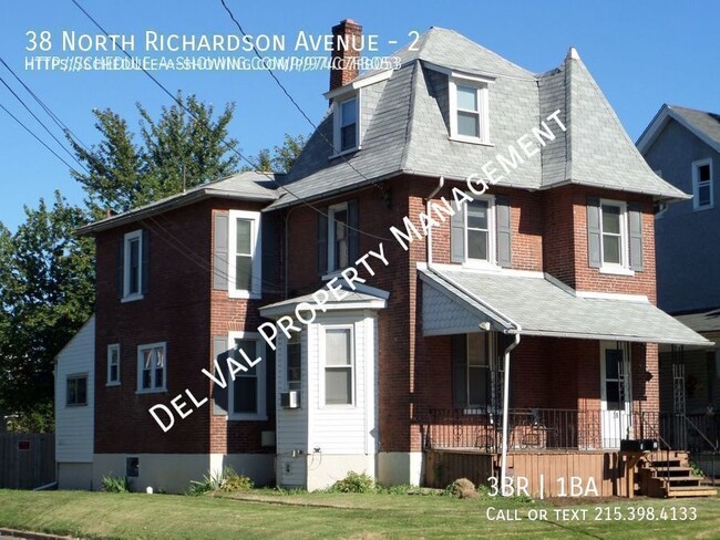 Primary Photo - Updated Second Floor Apartment for Rent in...