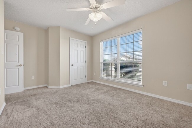 Building Photo - 1602 Trent St