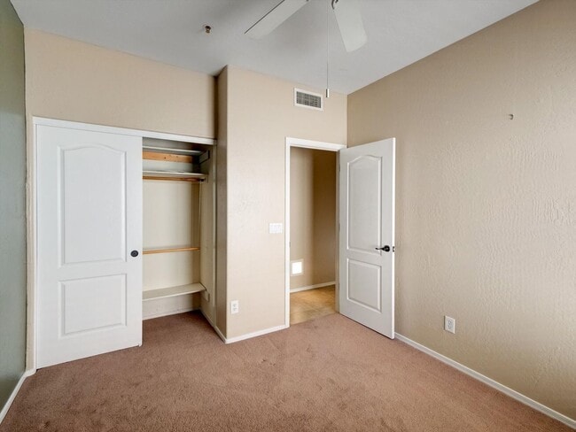 Building Photo - 3 bd 2 bth 2120 sq ft in stonehaven in scottdale