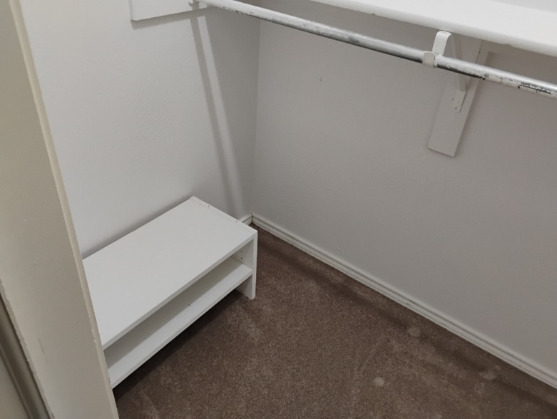 Building Photo - 2202 Laurel St