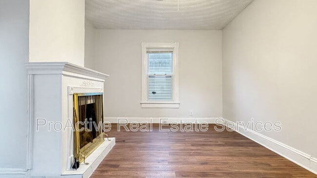 Building Photo - 2728 E Virginia Beach Blvd