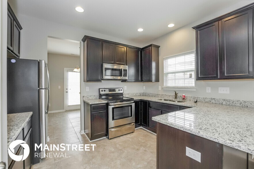 Building Photo - 9336 Bradstreet Commons Way