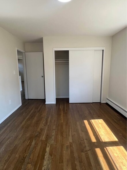 Building Photo - 57-61A E Park St