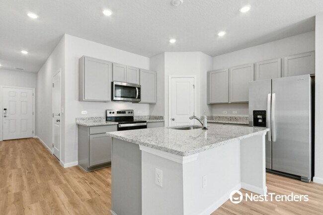 Building Photo - 14538 Macadamia Ln