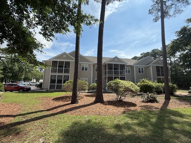 Building Photo - 2209 Sweetwater Blvd