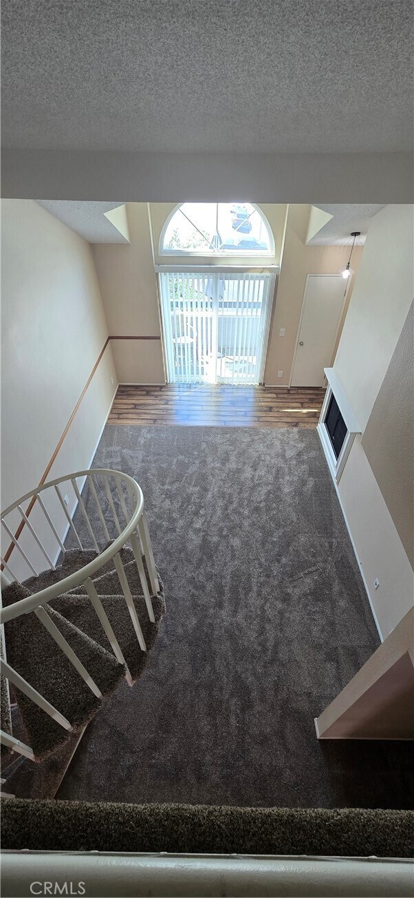 Building Photo - 26914 Rainbow Glen Dr