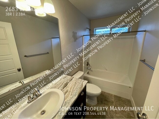 Building Photo - 2683 W Malad St