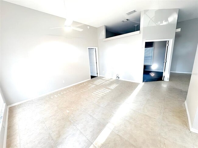 Building Photo - 205 Greeley Loop