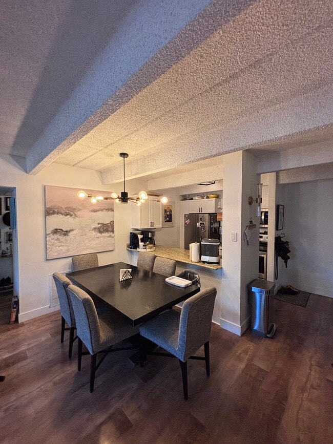 Building Photo - 1433 N Williams St