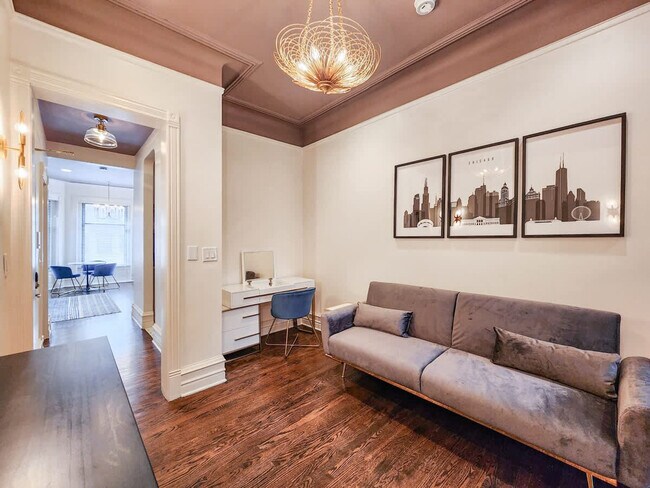 Primary Photo - 68 E Cedar St