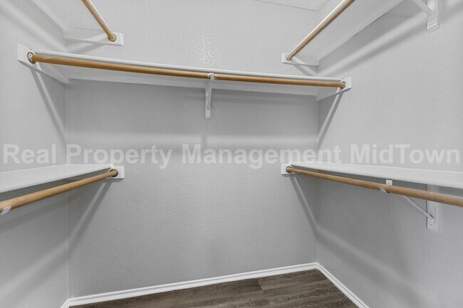 Building Photo - 6100 Wall St