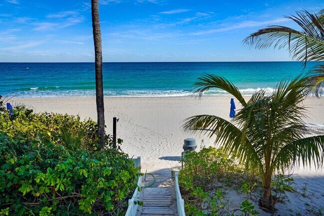 Building Photo - 3900 Galt Ocean Dr