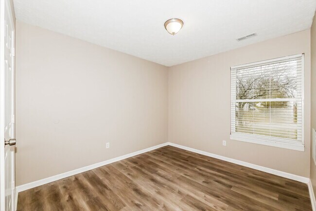 Building Photo - 6233 Carrie Cir