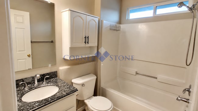 Building Photo - Charming Updated Home in Boise!