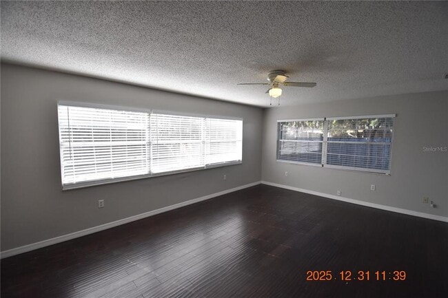 Building Photo - 1134 SE 2nd St