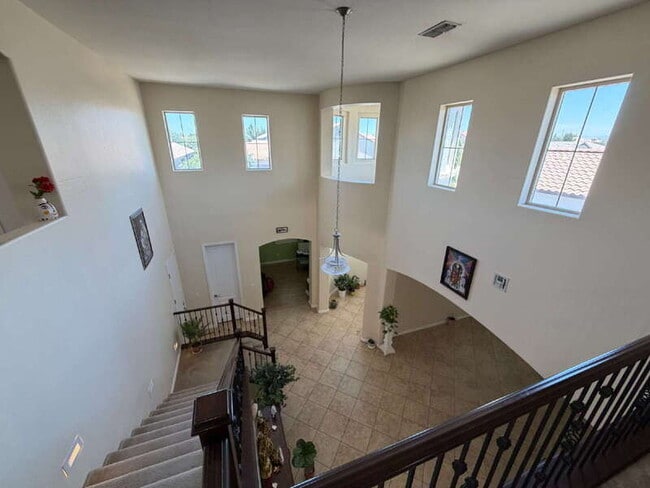 Building Photo - 2595 E Ebony Dr