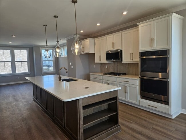 Building Photo - 7442 weathrington Ln