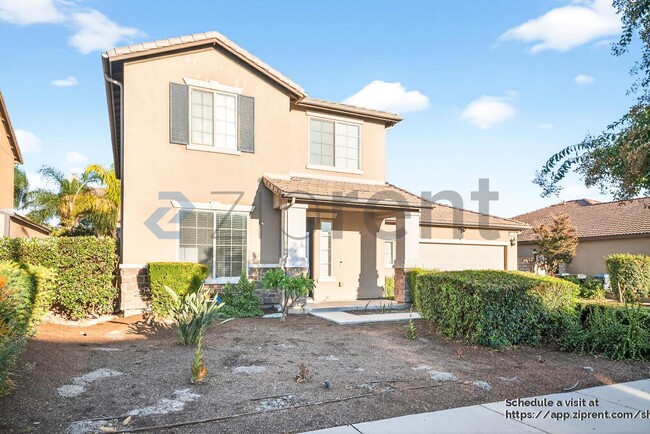 Building Photo - 5746 Brianhead Dr