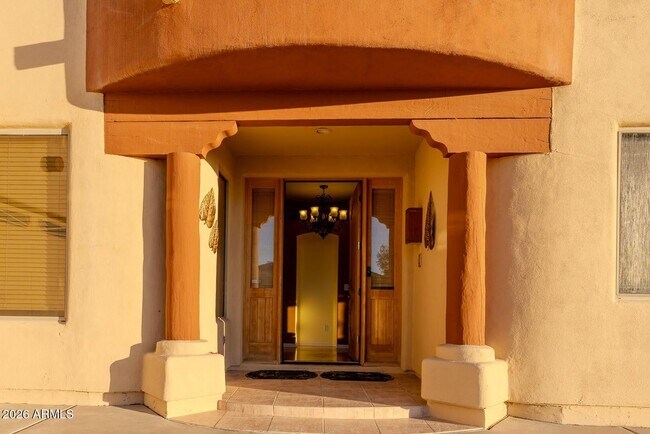 Building Photo - 18425 N 14th St