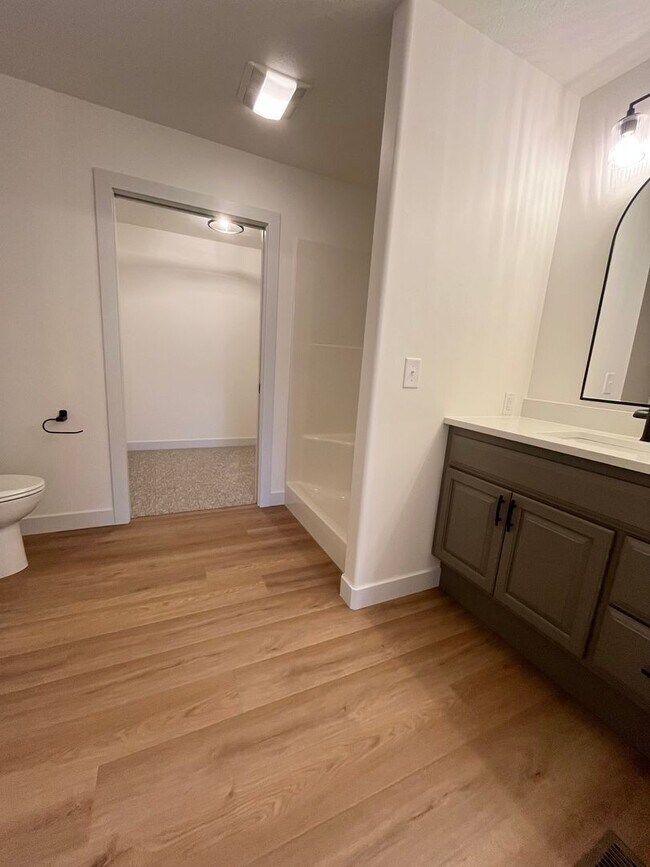 Building Photo - 3 Bed/3 Bath Twinhome in Brandon, SD!