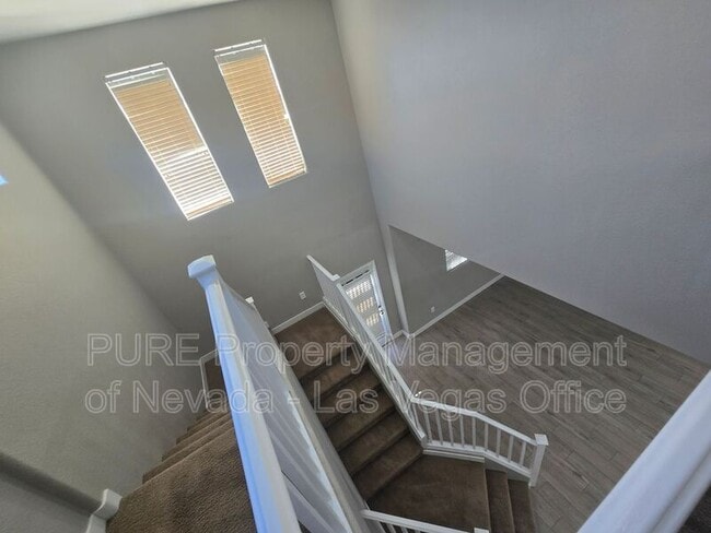 Building Photo - 9389 Black Wolf Ave