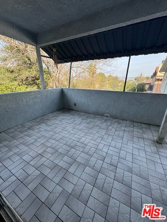 Building Photo - 4735 Nob Hill Dr