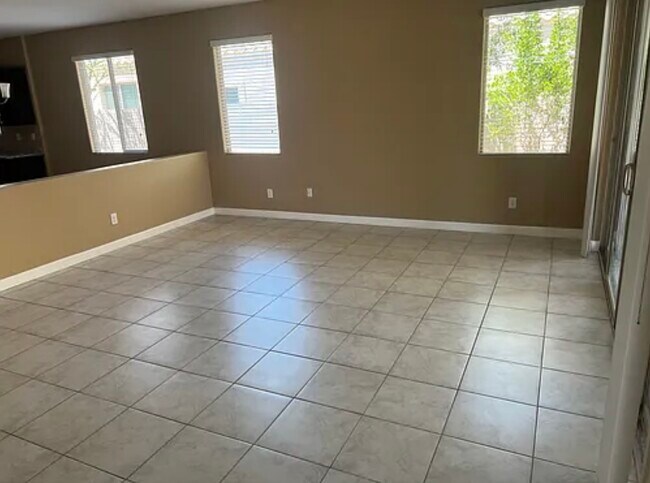 Building Photo - 23788 W Mohave St