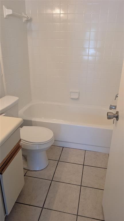 Building Photo - 3160 S Semoran Blvd