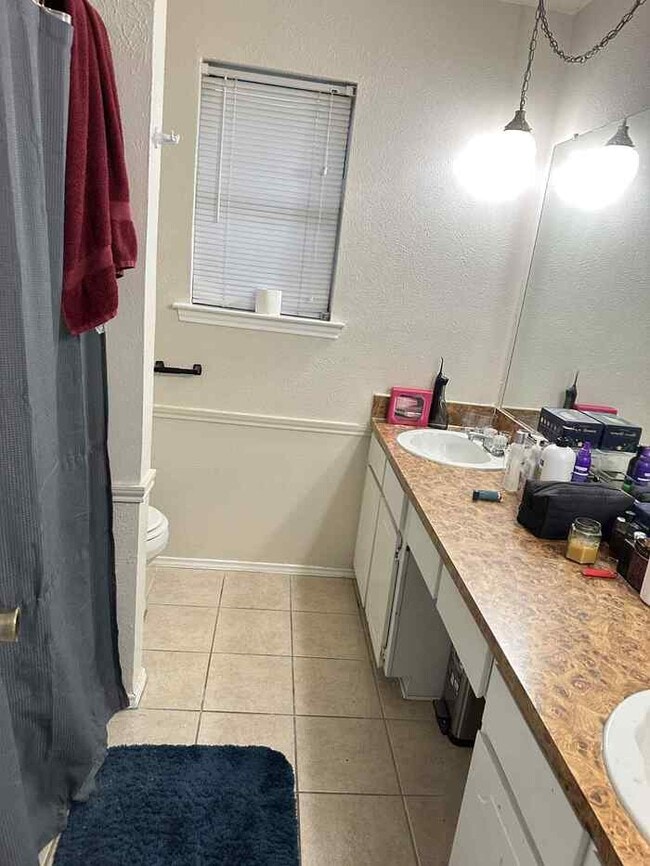 Building Photo - 7408 Quail Ct