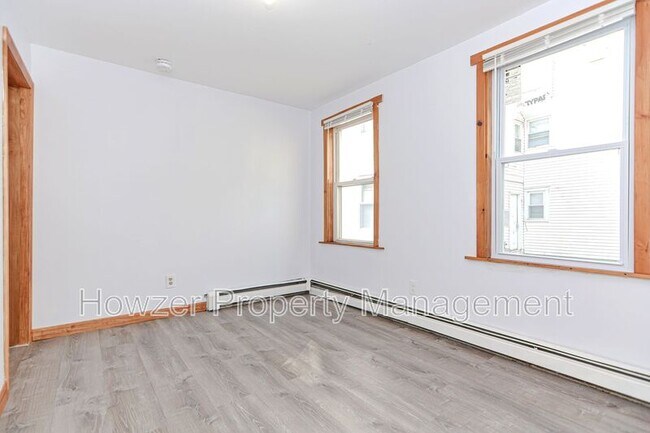 Building Photo - 41 Park St