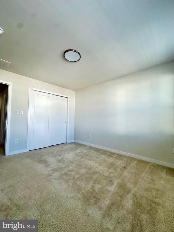Building Photo - 313 Wynstone Ct