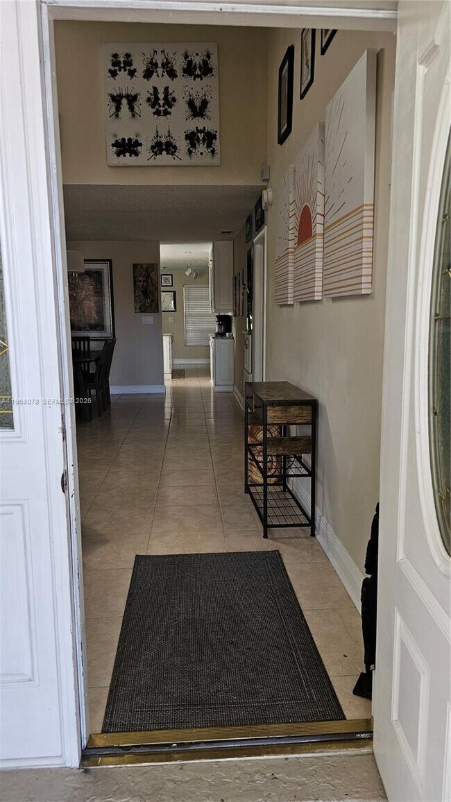 Building Photo - 6731 NW 26th Way