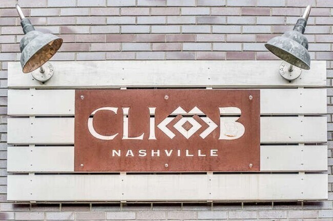 Building Photo - Secret Oasis in East Nashville - FOR LEASE
