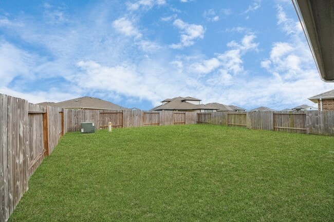 Building Photo - Cypress