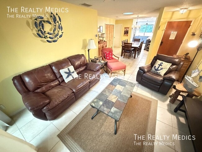 Building Photo - 2040-4401 Sea Mist Dr-