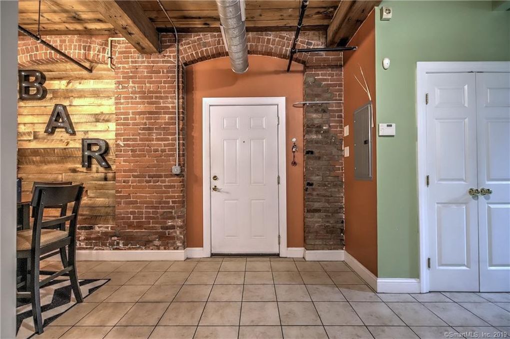 Building Photo - 145 Canal St