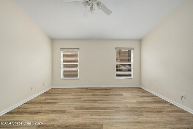 Building Photo - 1216 Foxridge Pl