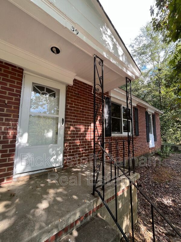 Building Photo - 39 Muscogee Dr