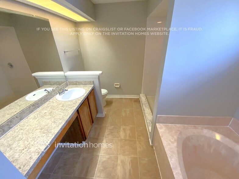 Building Photo - 1371 High Plains Dr W