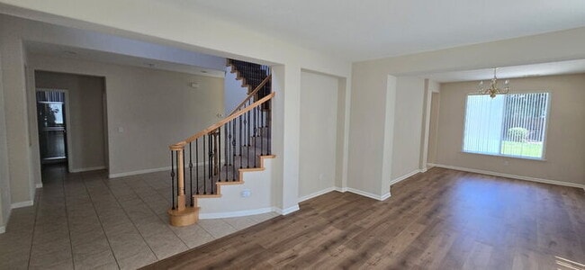 Building Photo - Tracy, Beautiful Home in Award Winning Jef...