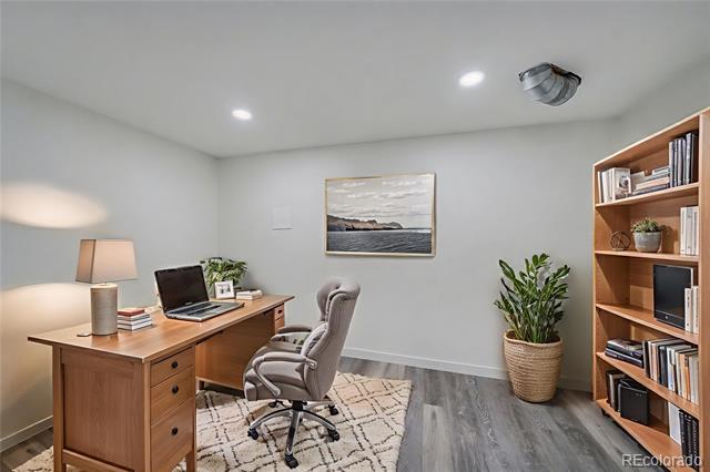 Building Photo - 1214 S Weldona Ln