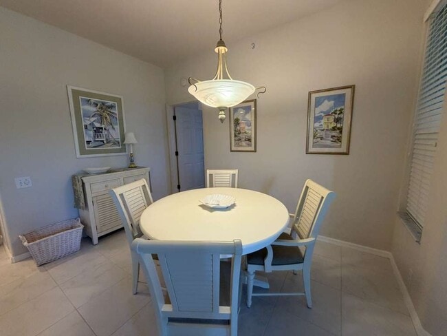 Building Photo - 17020 Willowcrest Way