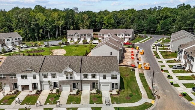 Building Photo - Glenn Crossing