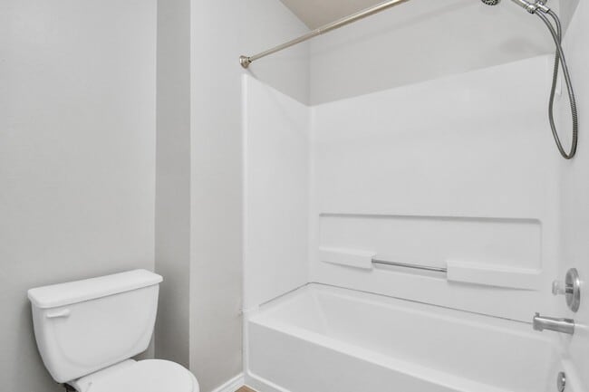 Building Photo - 3919 Rolling Springs Ln